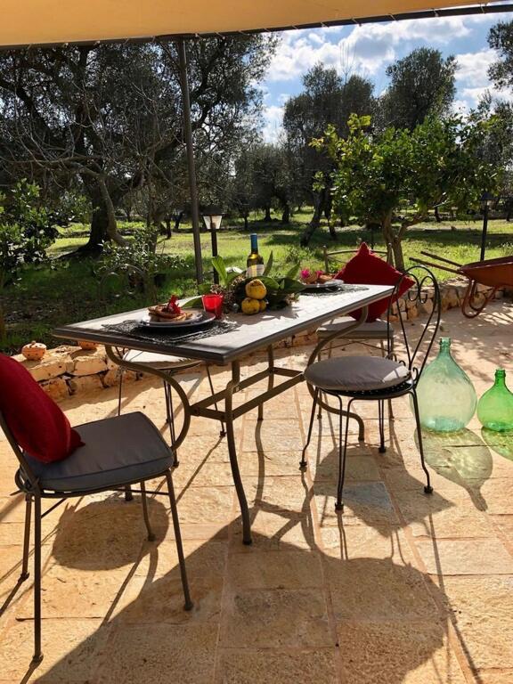 Chateaux Des Trulli San Michele Salentino Eksteriør billede